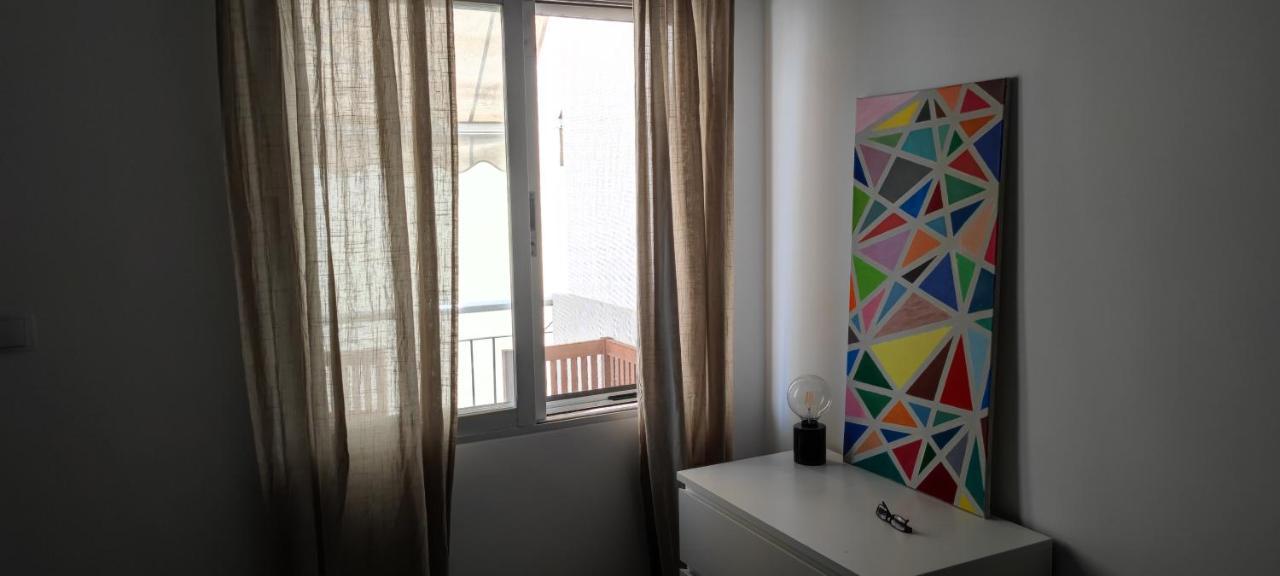Studio Ena Neoi Epivatai Exteriör bild